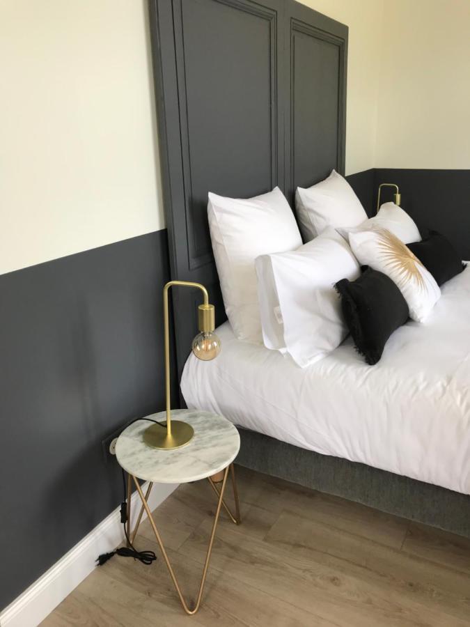 Domaine De Selhac Hotel Фронтинян Екстериор снимка